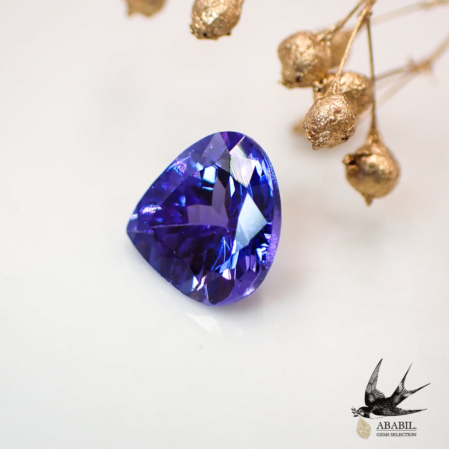 Natural tanzanite 1.089ct [Tanzania] ★Dark high quality ★Discoloration gem★ 