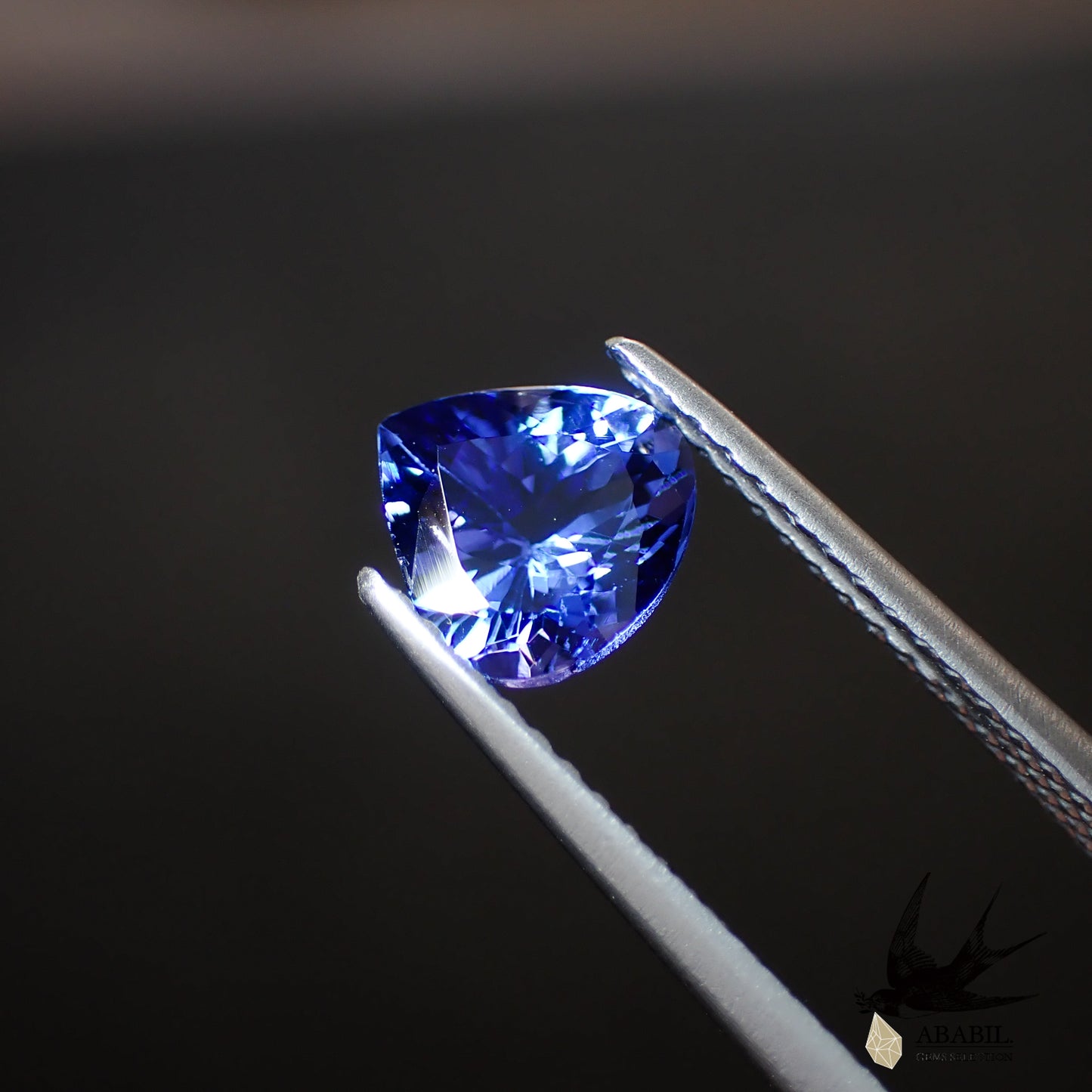 Natural tanzanite 1.089ct [Tanzania] ★Dark high quality ★Discoloration gem★ 