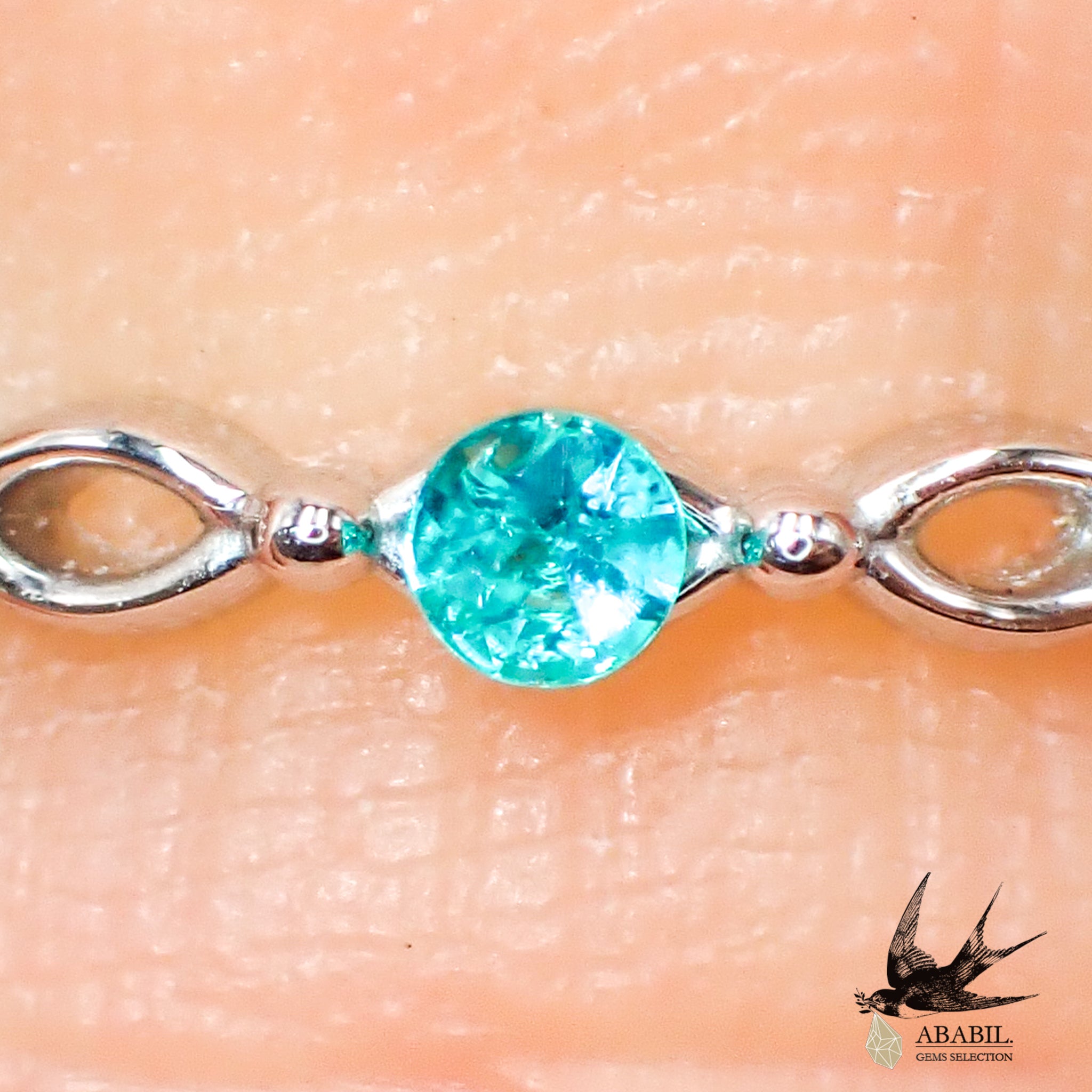 天然パライバトルマリン0.02ct【ブラジル】☆ネオンブルー、蛍光色
