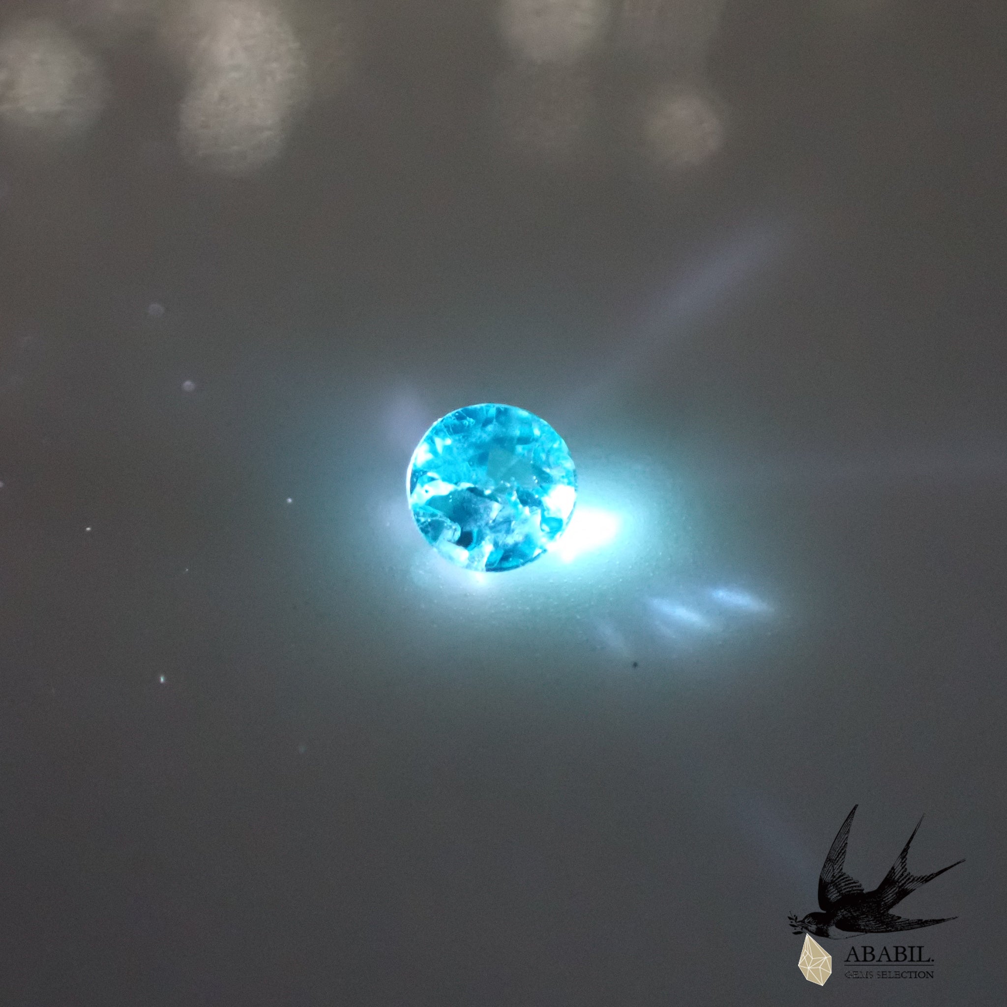 天然パライバトルマリン0.02ct【ブラジル】☆ネオンブルー、蛍光色