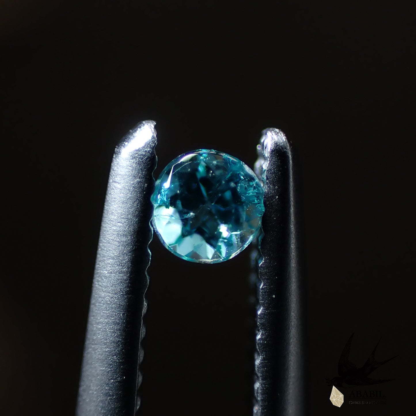 Natural Paraiba tourmaline 0.06ct [Brazil] Neon blue, fluorescent color 