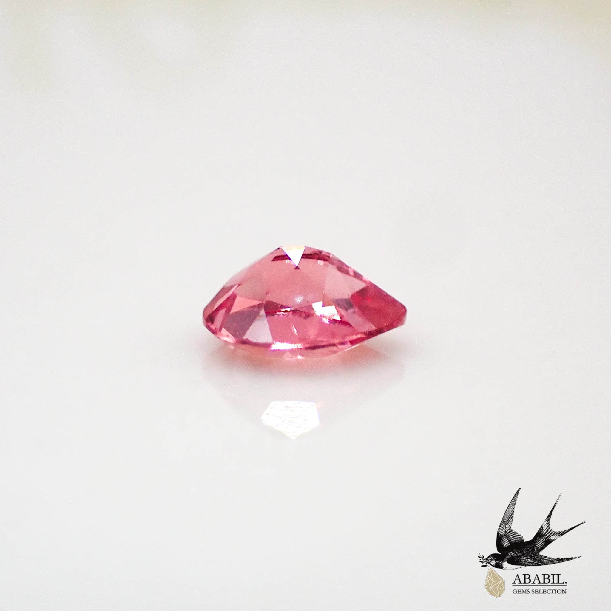 天然ホットピンクスピネル0.35ct【タンザニア】☆蛍光☆ – ABABIL.gems