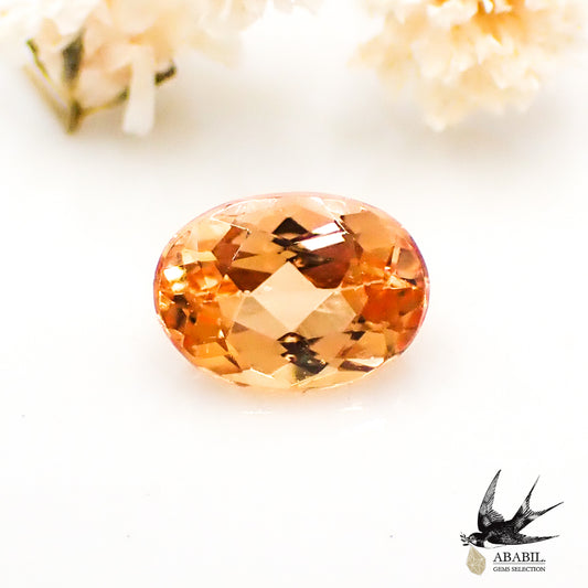 Natural unheated imperial topaz 0.65ct [Brazil] OH type sherry 