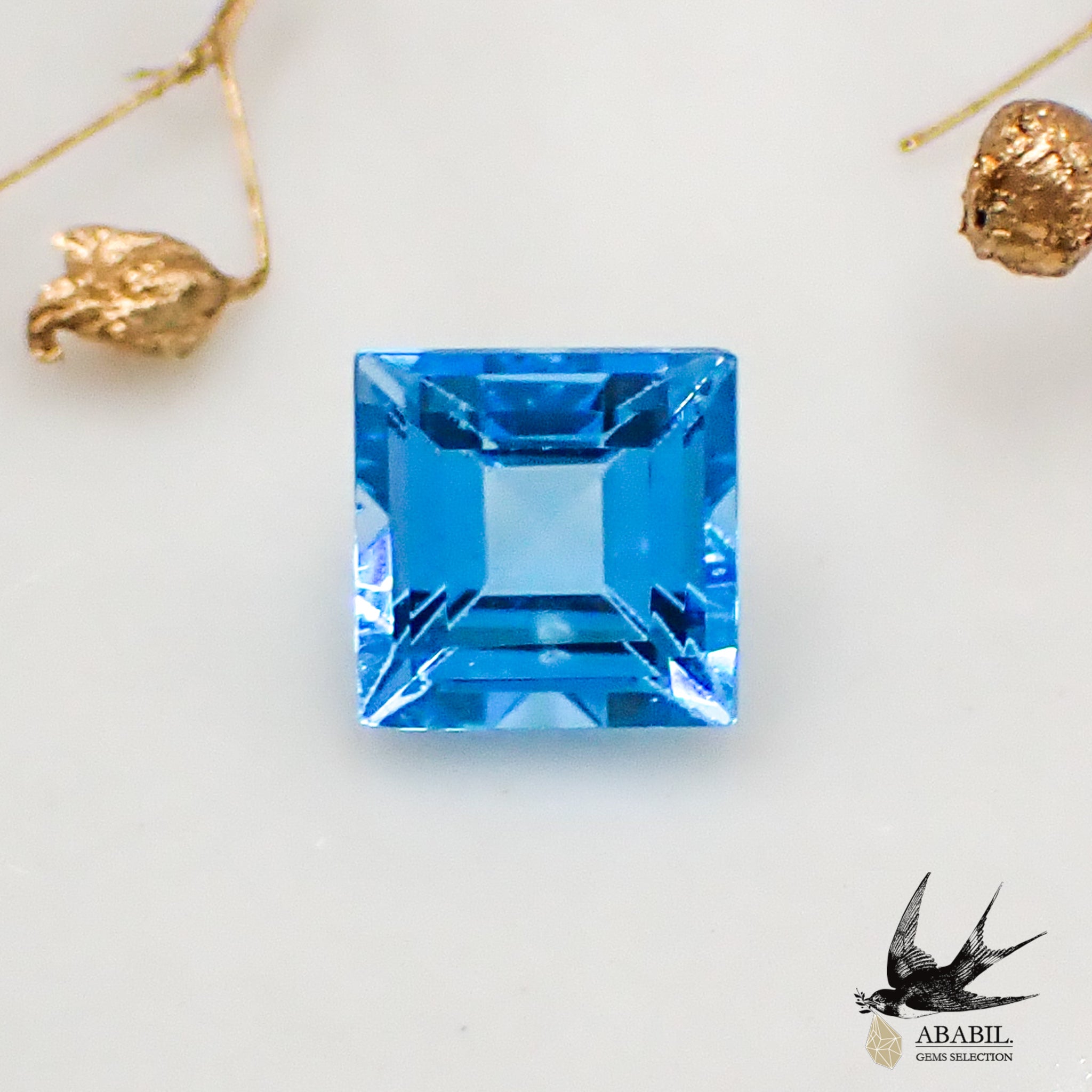 スイスブルートパーズ｜SWISS BLUE TOPAZ – ABABIL.gems