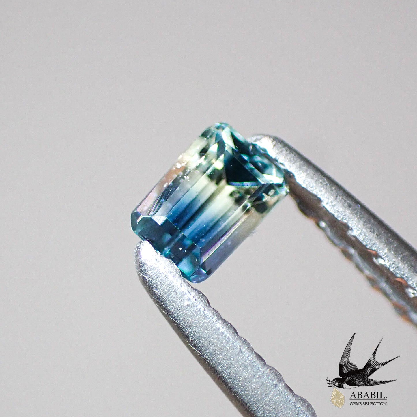 Natural bicolor sapphire 0.128ct [Madagascar] ★Light yellow and blue