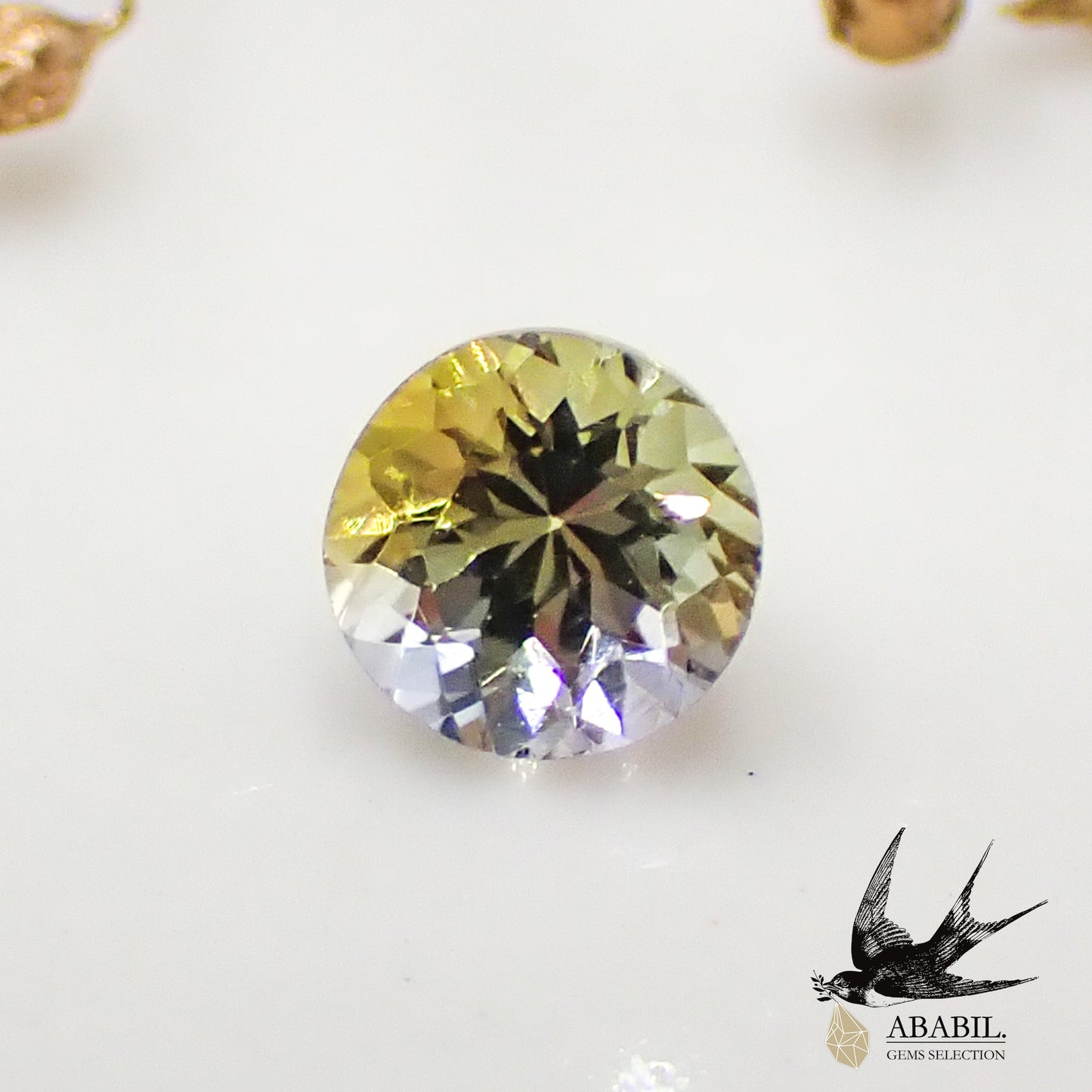 天然雙色坦桑石 (zoisite) 0.56ct [坦桑尼亞] 多色性