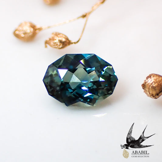 Natural bicolor sapphire 0.72ct [Australia] Teal blue 