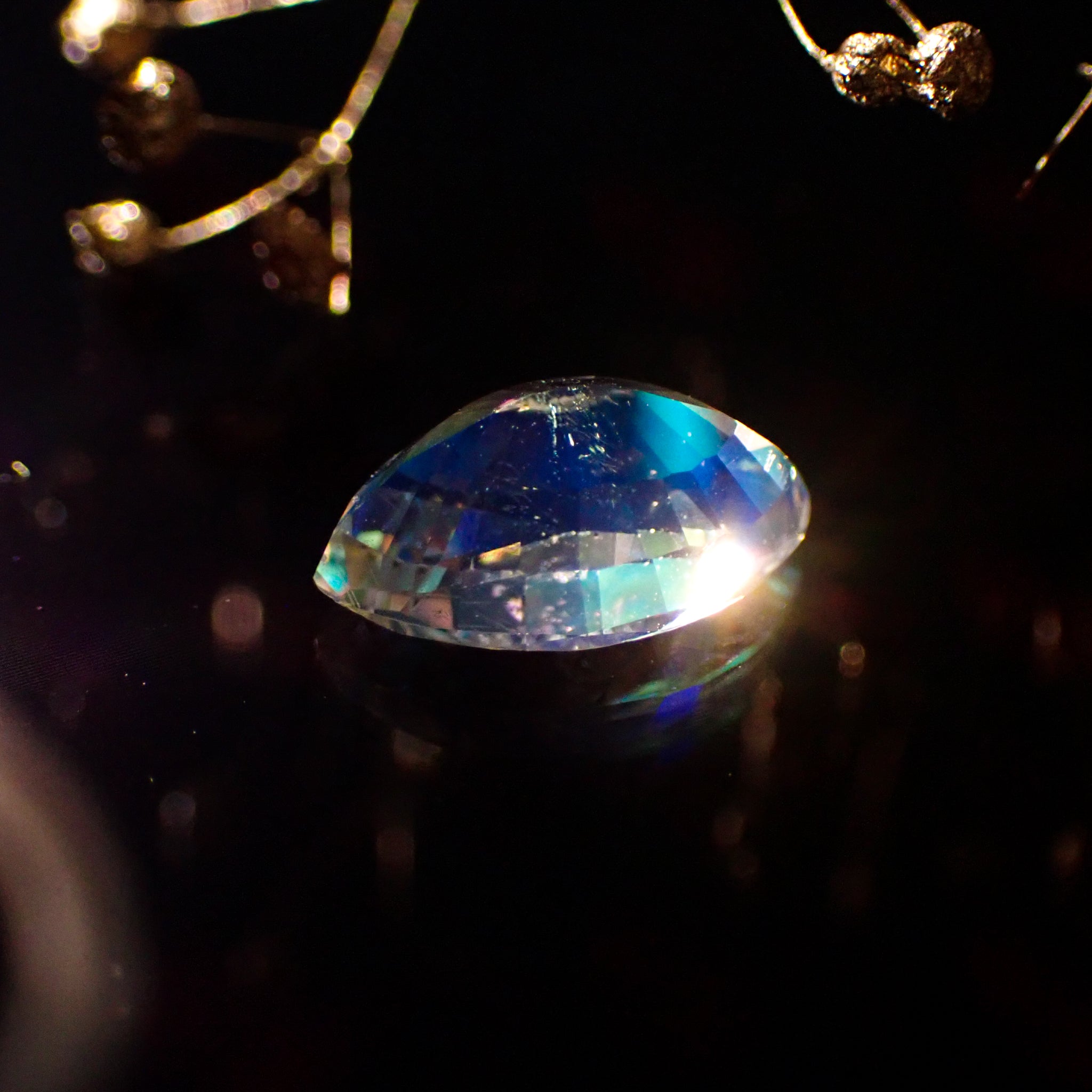天然レインボームーンストーン1.755ct 【マダガスカル
