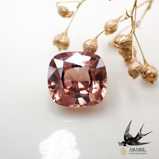 Natural pink zircon 2.47ct [Tanzania] ★Plenty of rosé pink and fire★