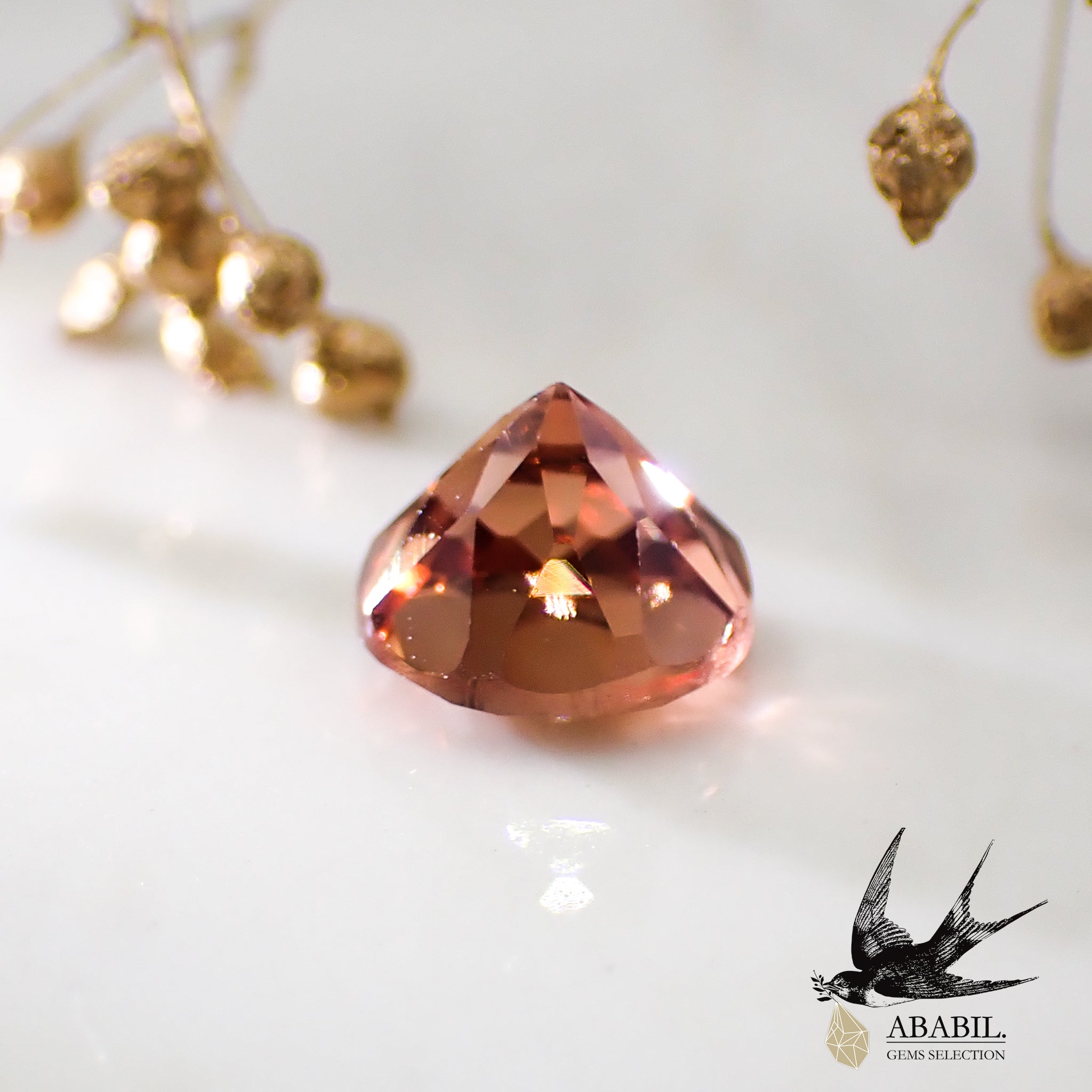 天然オレンジジルコン2.47ct【タンザニア】☆ハニーカラー 天然オレンジジルコン2.47ct【タンザニア】☆ハニーカラー