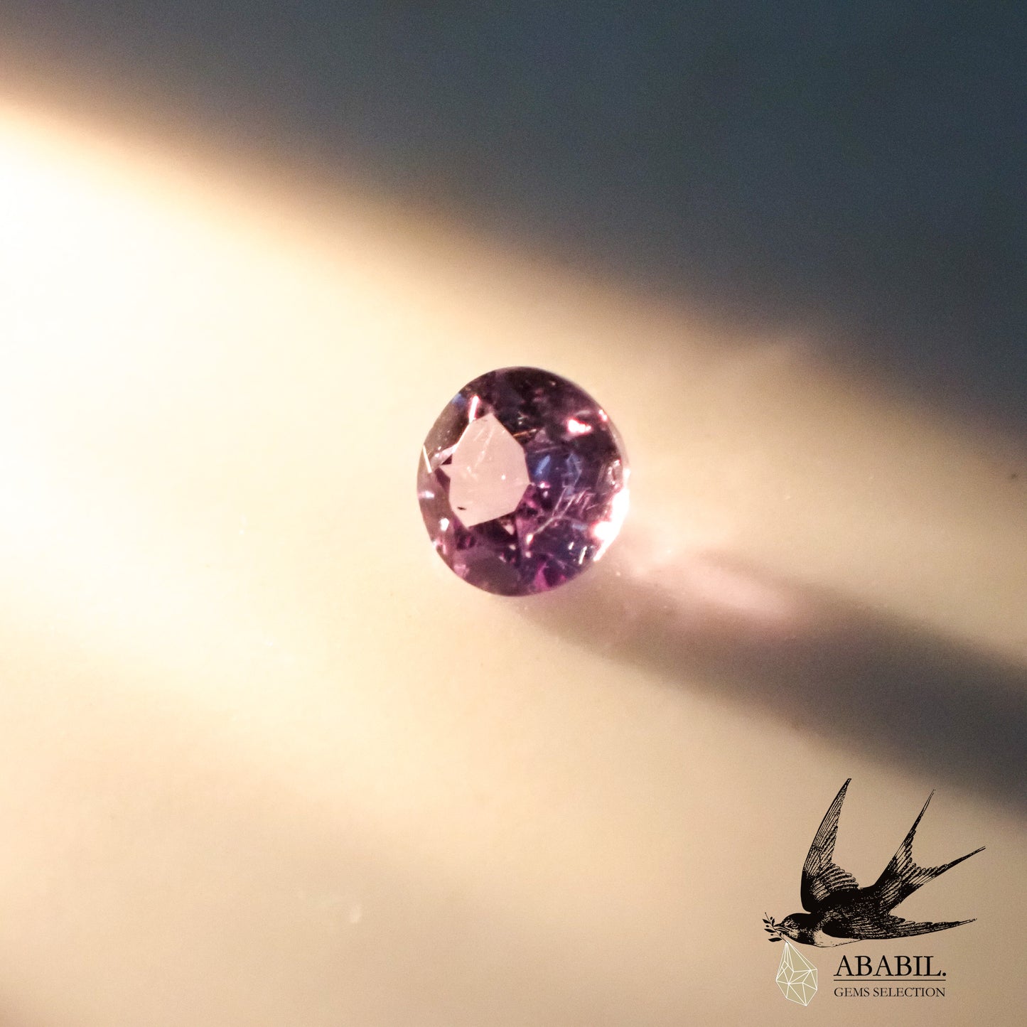 Natural high-quality color-change garnet 0.14ct [Bekilly] ★Discoloration gem★