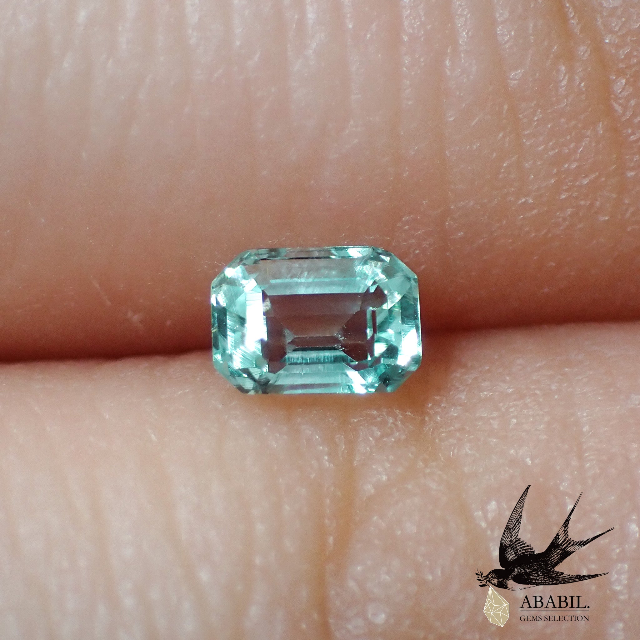 天然ミントベリル0.25ct【ブラジル】☆やさしいミント色☆ – ABABIL.gems