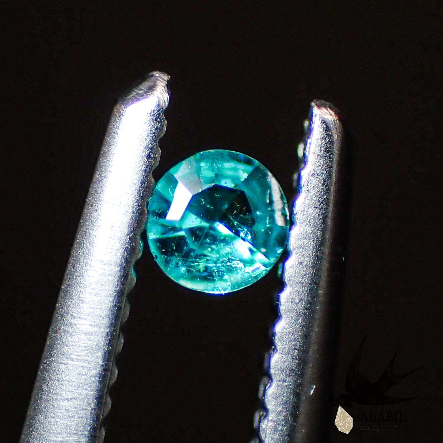 Natural Paraiba tourmaline 0.03ct [Brazil] Neon blue, fluorescent color