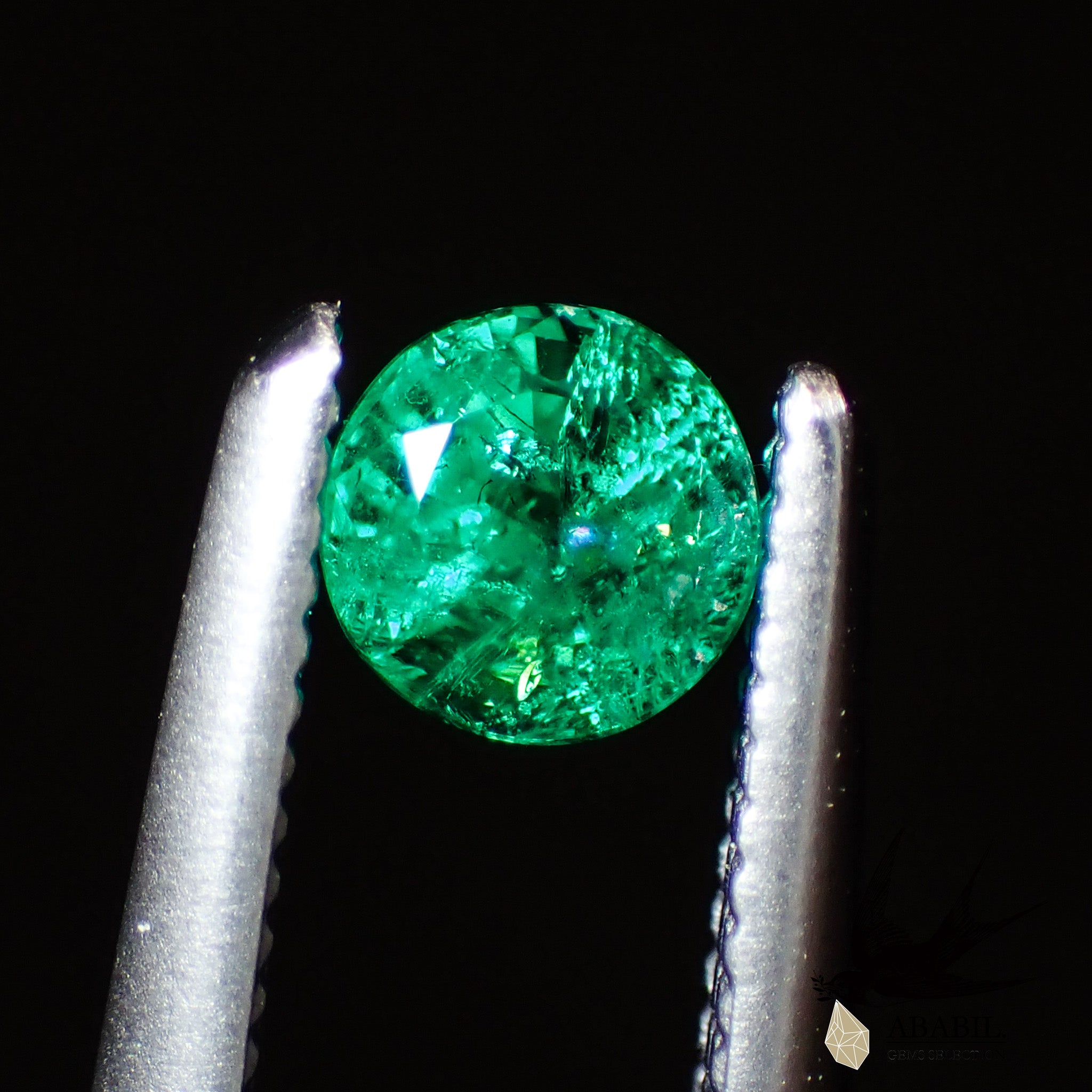 宝石 翠玉 エメラルド 無着色 風味良き 天然エメラルド 26 8ct 25 8mm 