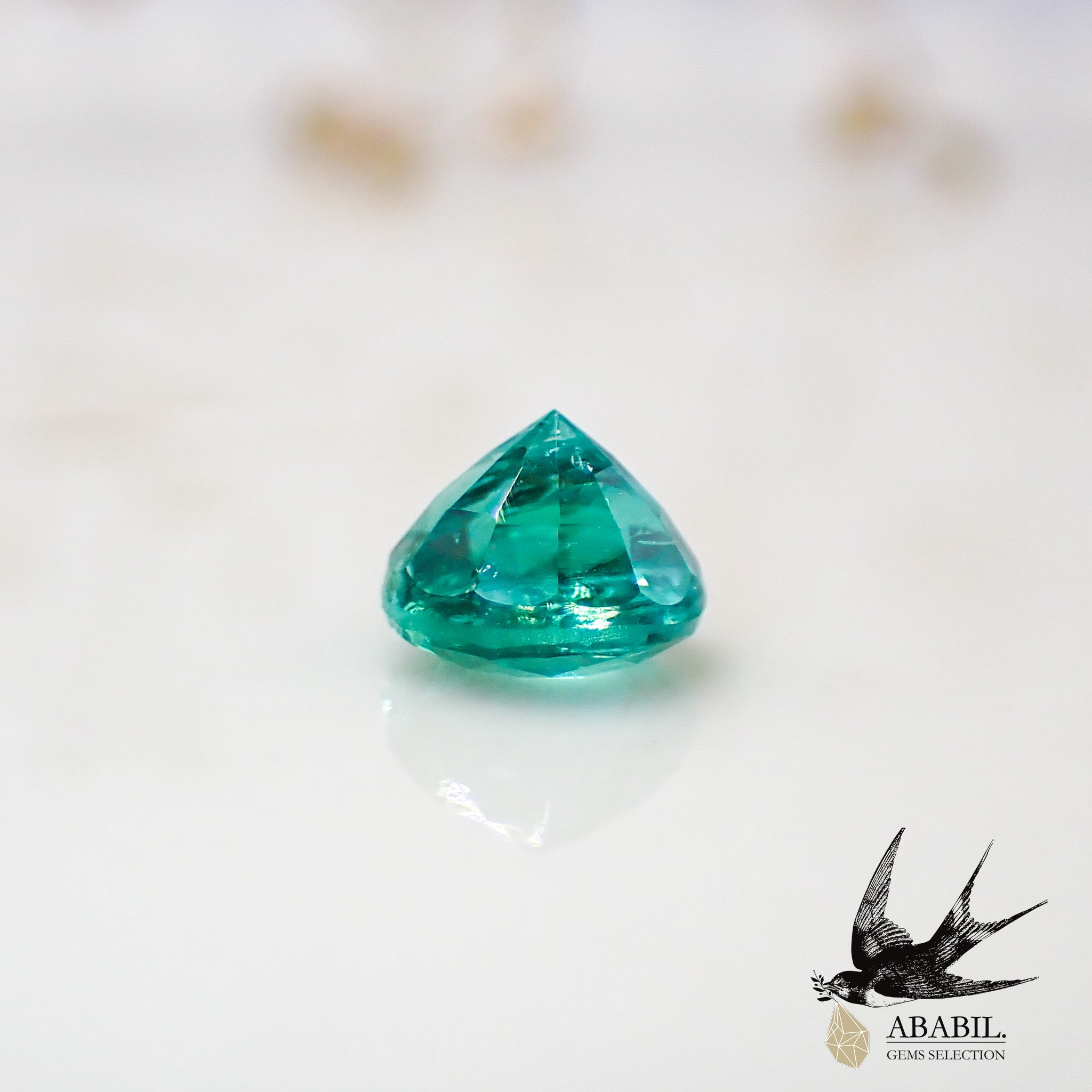 天然エメラルド0.61ct【ザンビア】☆透明度が高い☆ – ABABIL.gems