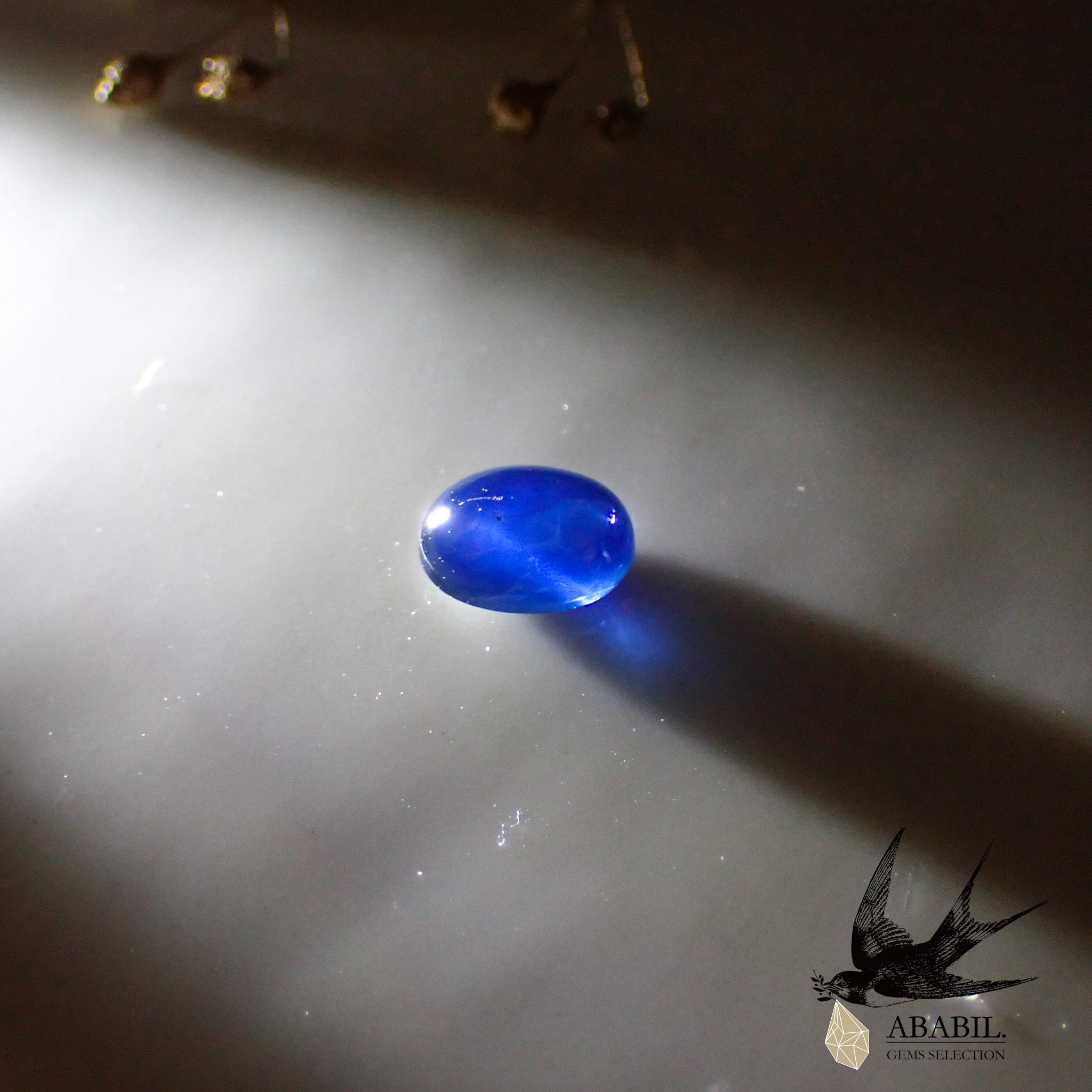天然ブルーサファイア1.39ct【マダガスカル】☆鮮やかなブルー☆ 天然ブルーサファイア1.39ct【マダガスカル】☆鮮やかなブルー☆