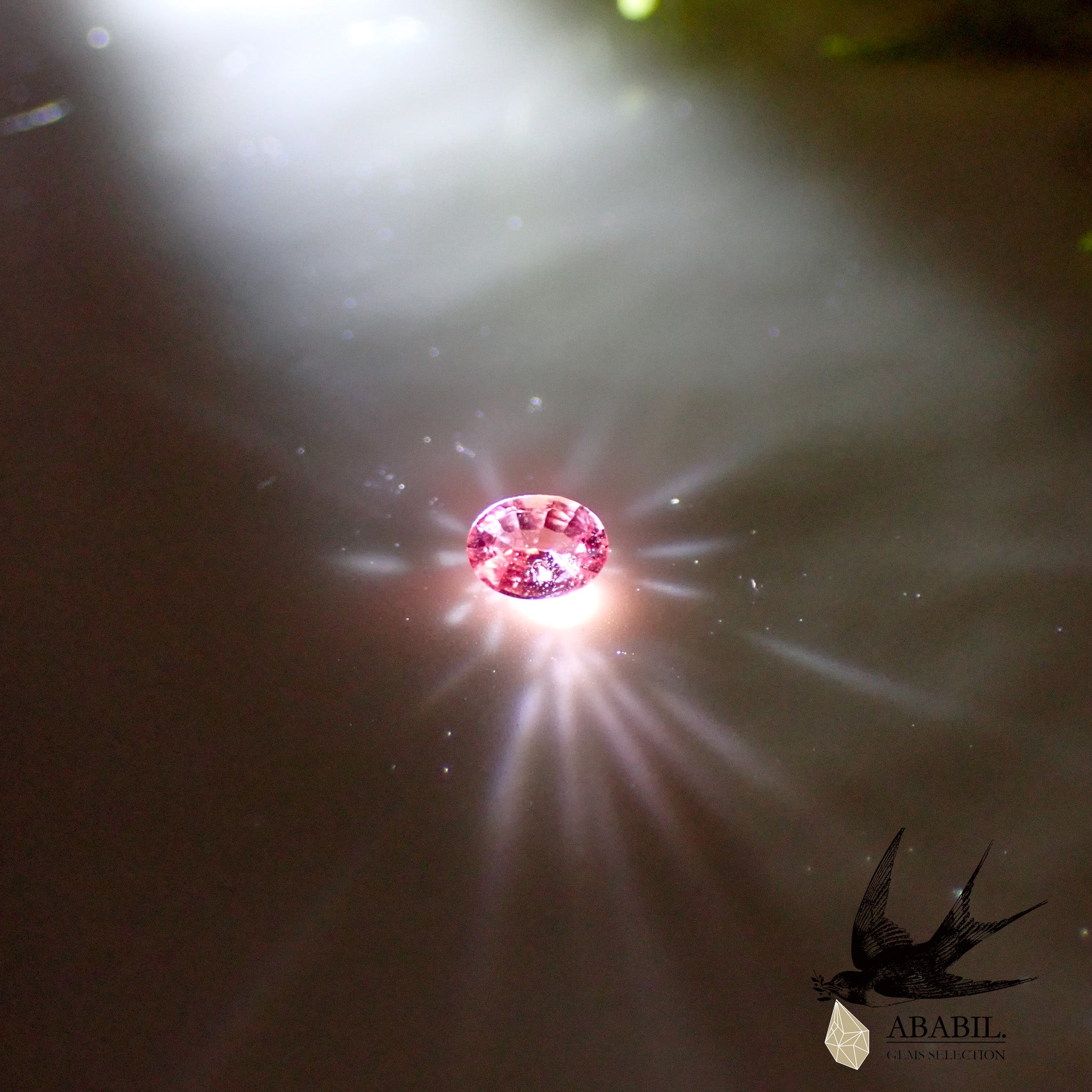 天然パパラチャサファイア0.20ct【スリランカ】☆輝き専門☆蛍光 天然パパラチャサファイア0.20ct【スリランカ】☆輝き専門☆蛍光